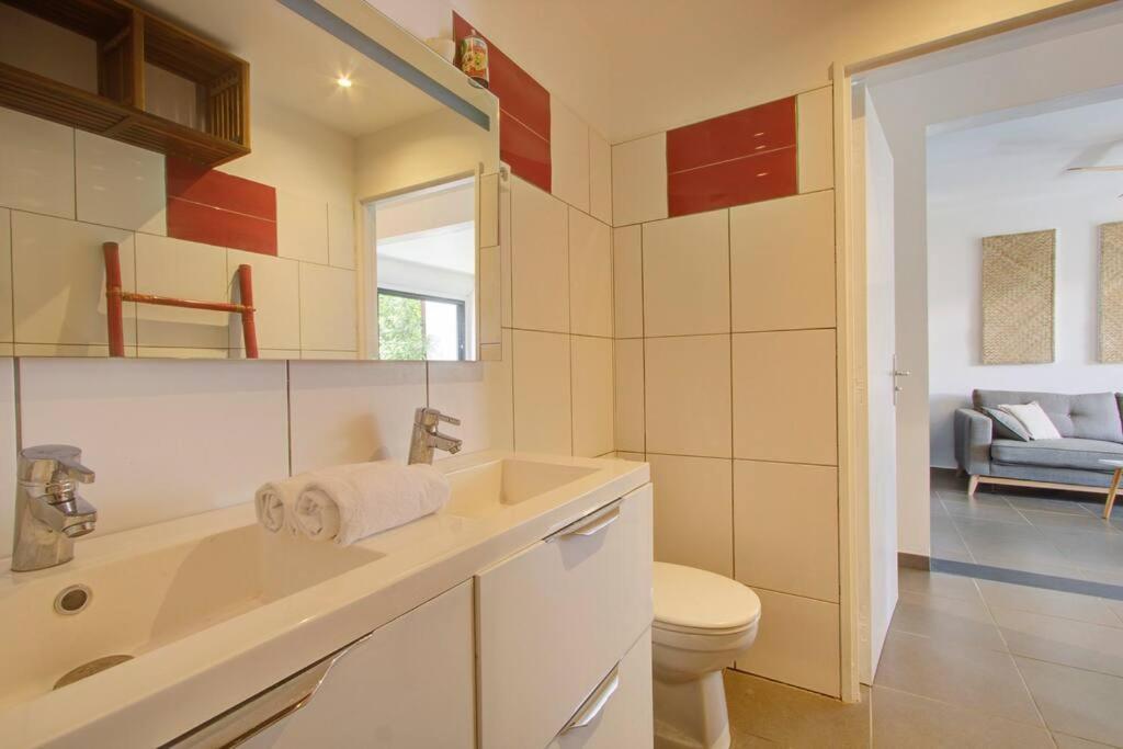 Le Grand Bleu - Jacuzzi - Apt La Saline Les Bains Exterior photo